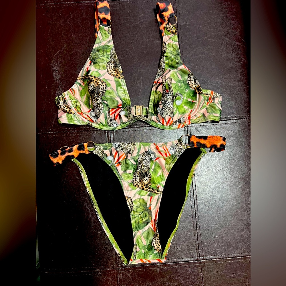 Bathing suit 👙